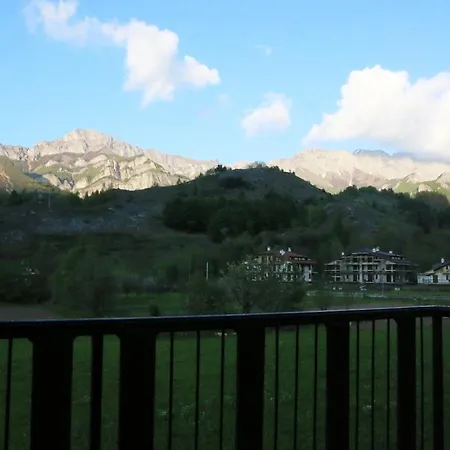 Apartament House I Cardi By World *